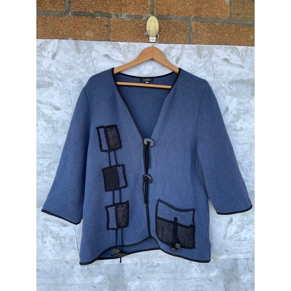 Jaskar Artsy  Cardigan size large
